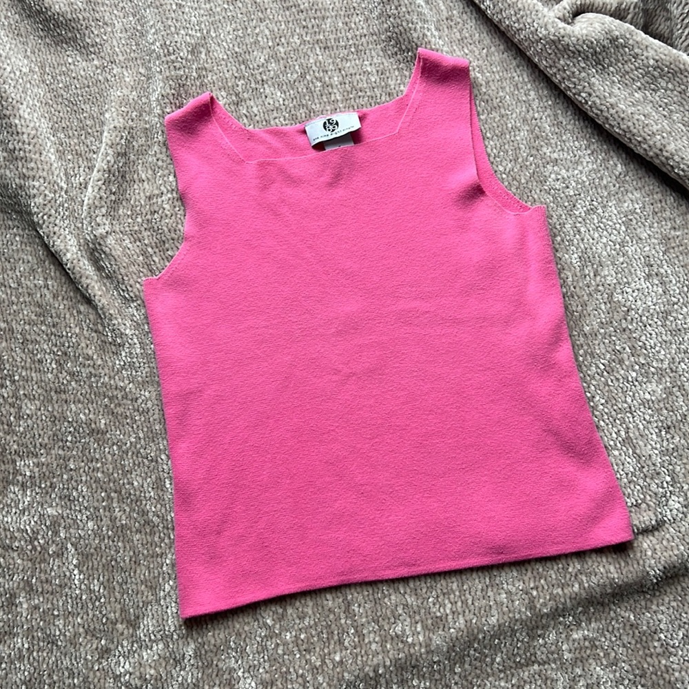 Square neck hot pink crop tank